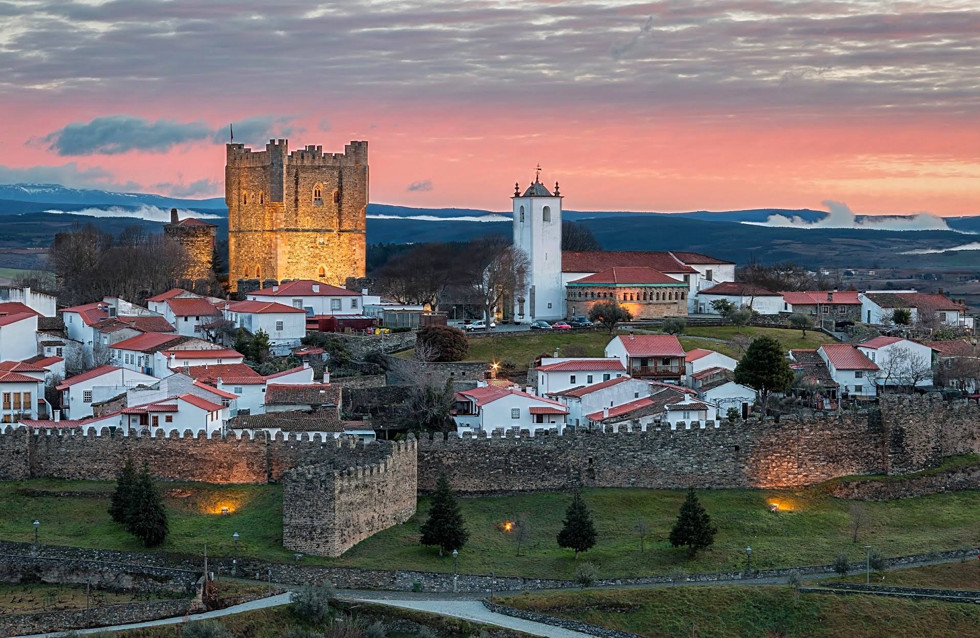 Os 10 Castelos Mais Bonitos De Portugal Vortexmag