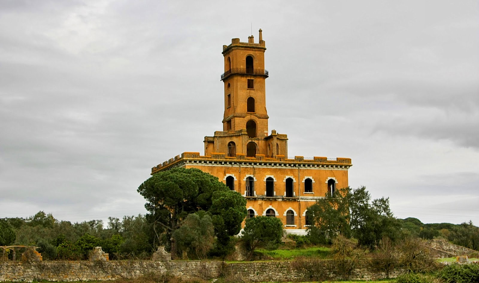 Palácio do Rei do Lixo