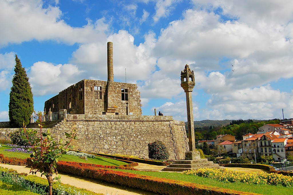 Paço dos Condes de Barcelos