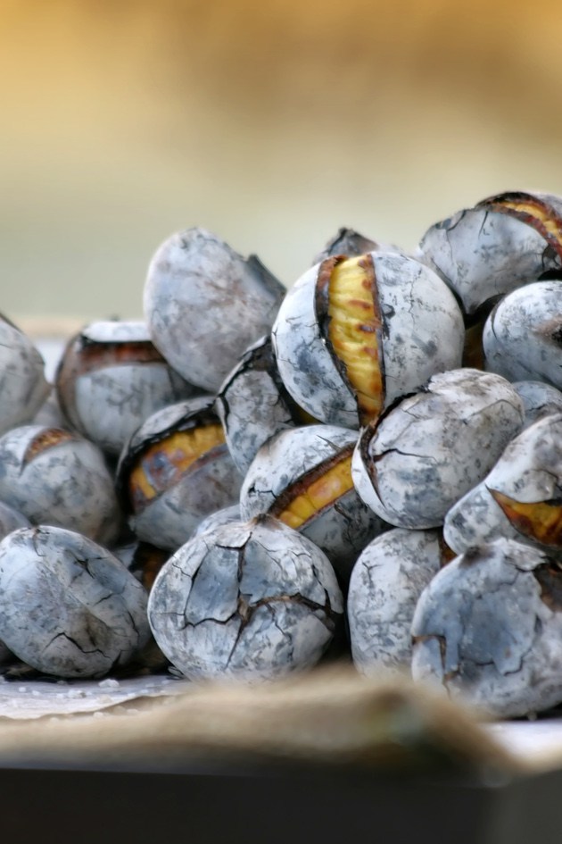 Castanhas assados no forno