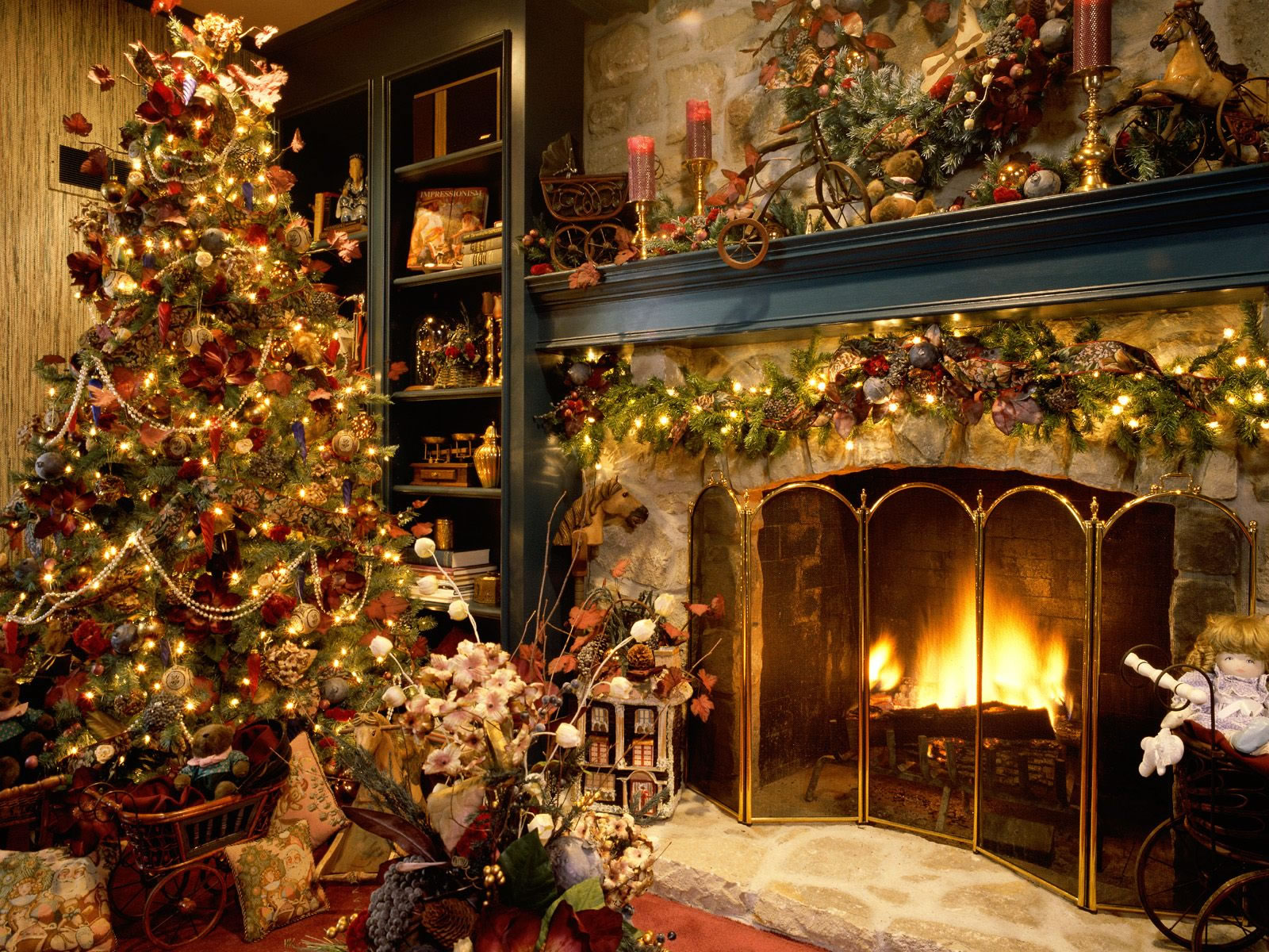 Tradições de Natal: a origem e significado do Pinheiro de Natal | VortexMag