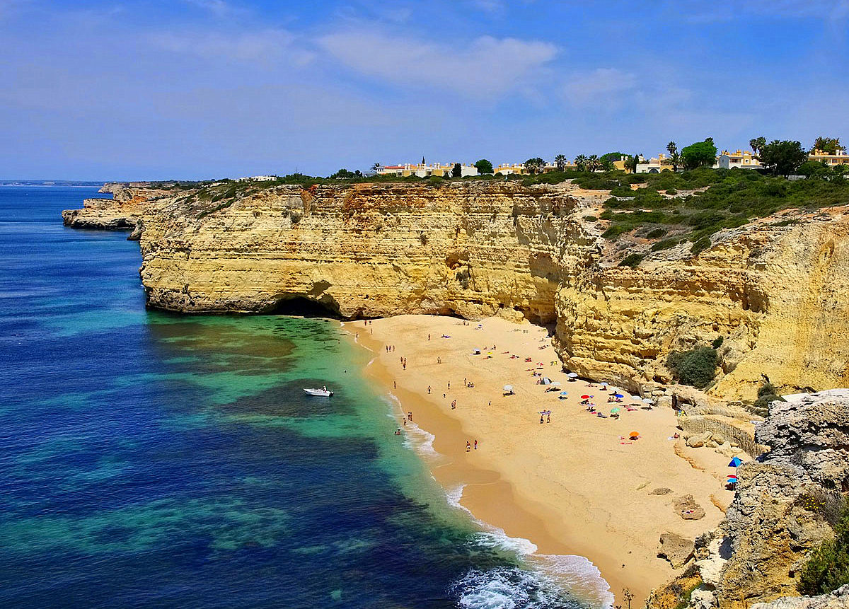 Praia do Vale Centeanes