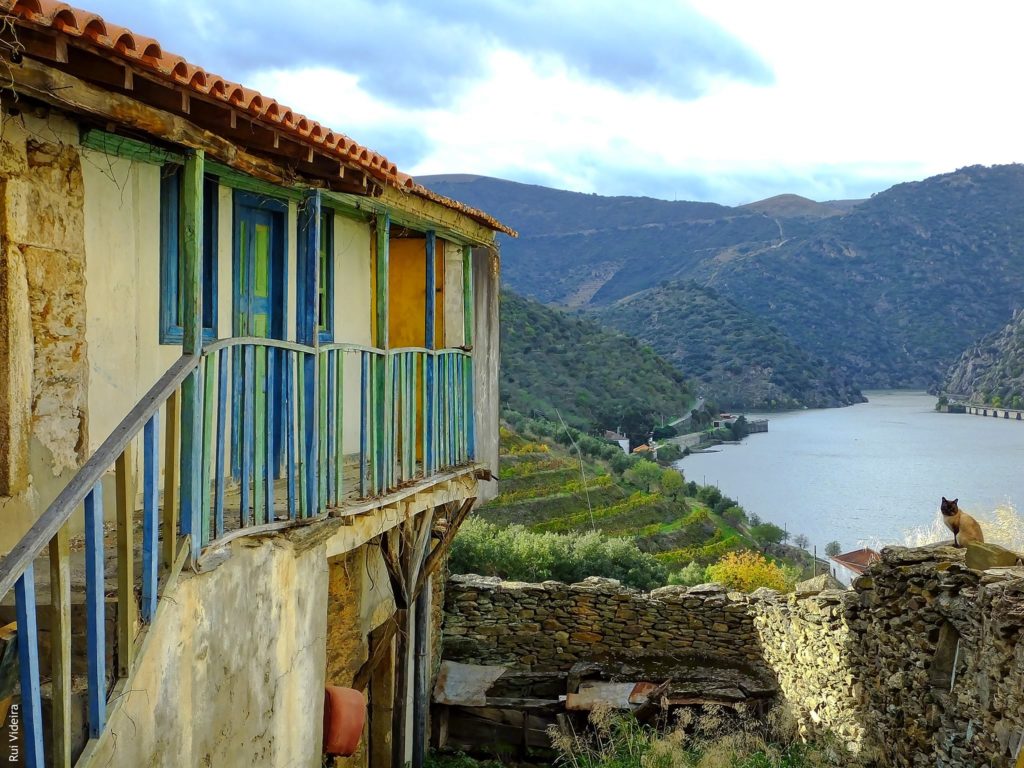 São Xisto rio douro