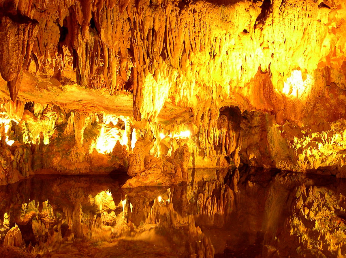 Grutas de Santo António