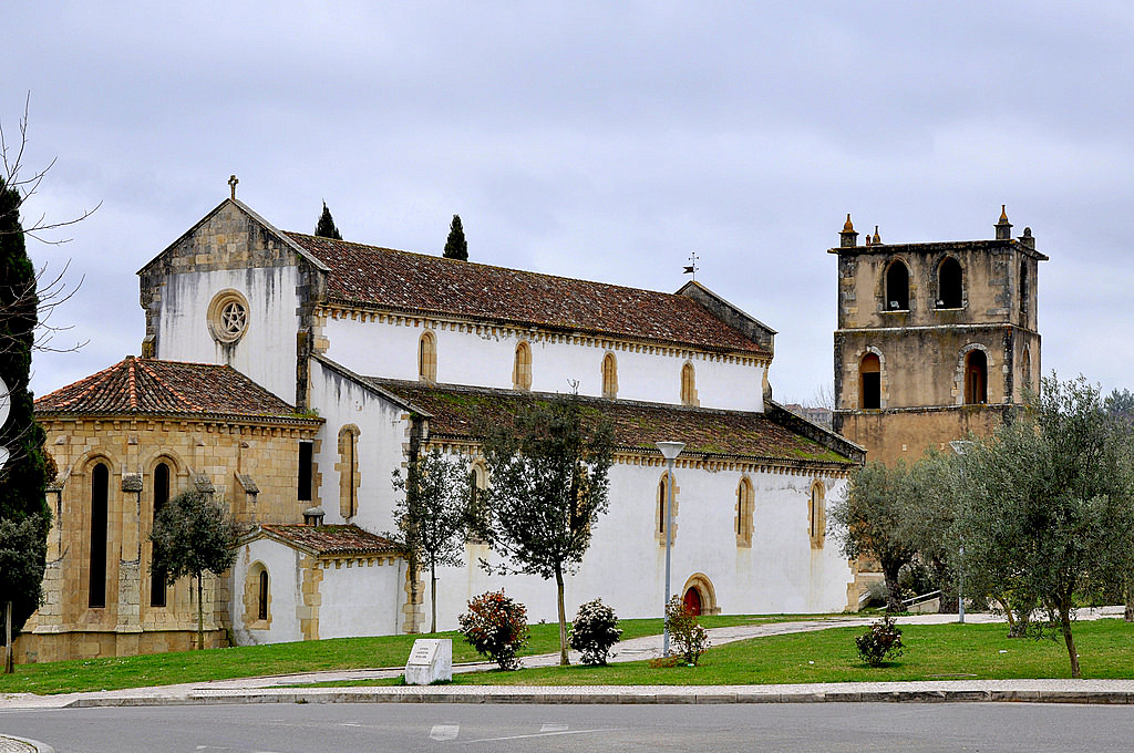 Iglesia de Santa Maria do Olival