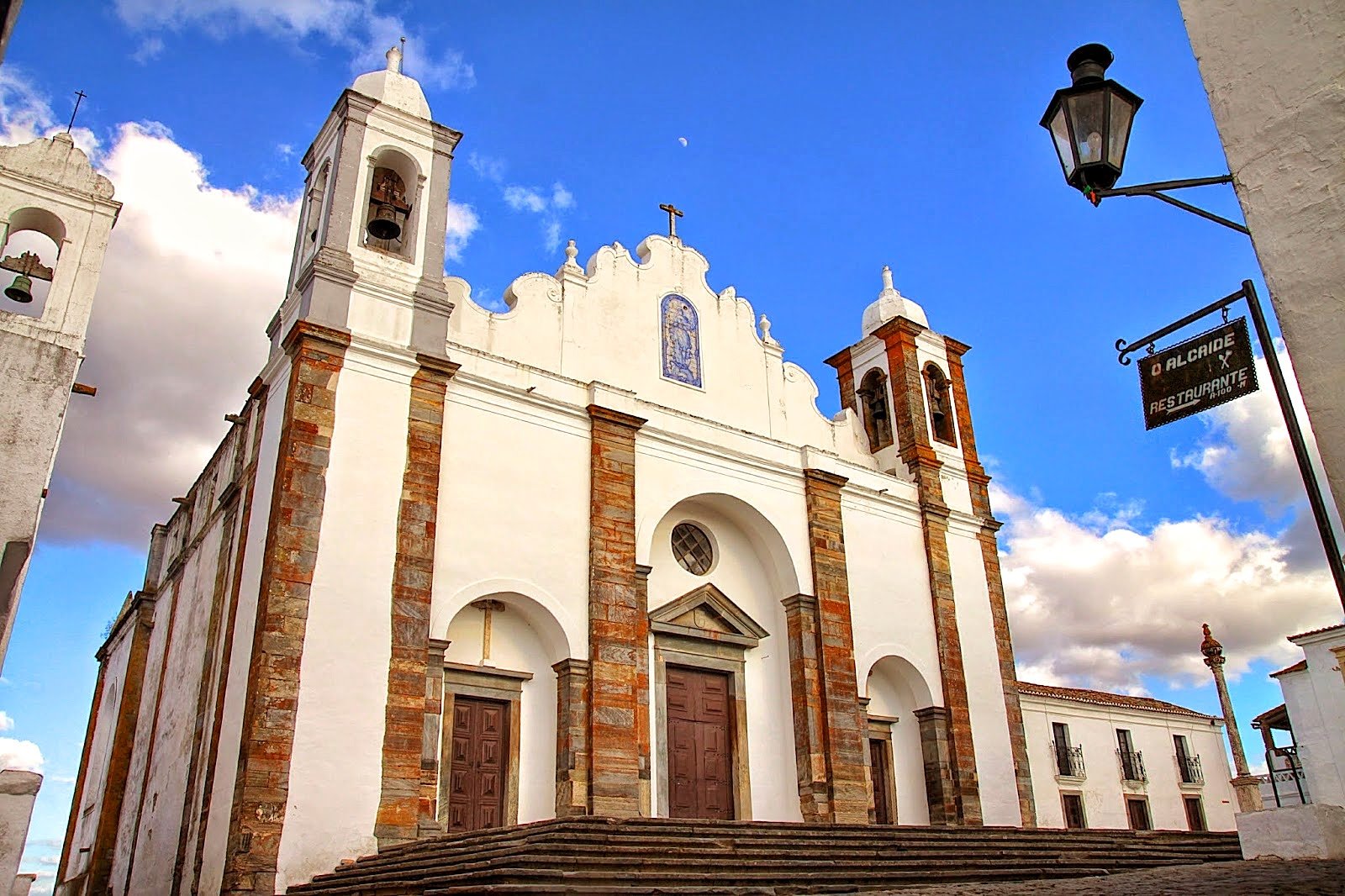 Iglesia Matriz de Santa María de la Laguna