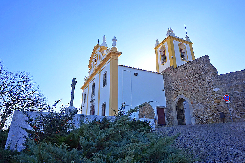 Igreja Matriz de Santiago do Cacém