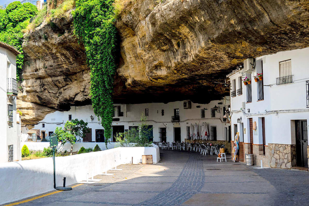 Setenil de las Bodegas