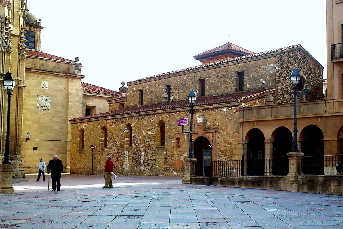 Igreja de San Tirso