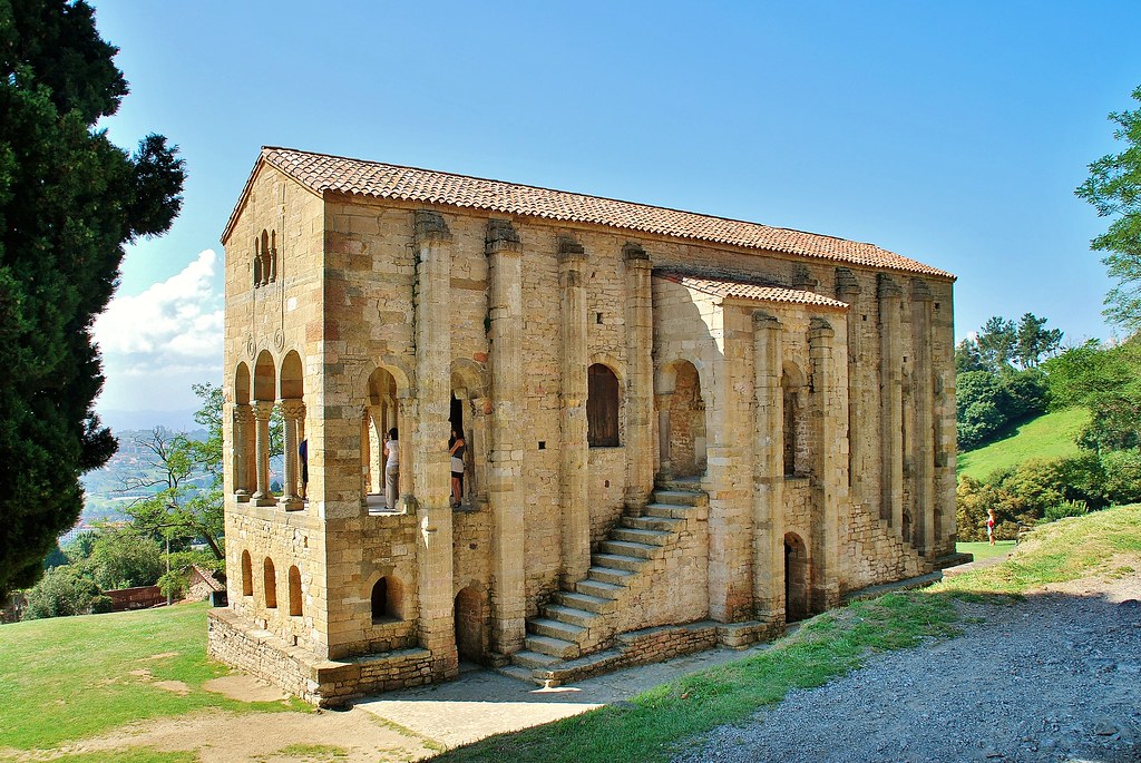 Igreja de Santa Maria del Naranco