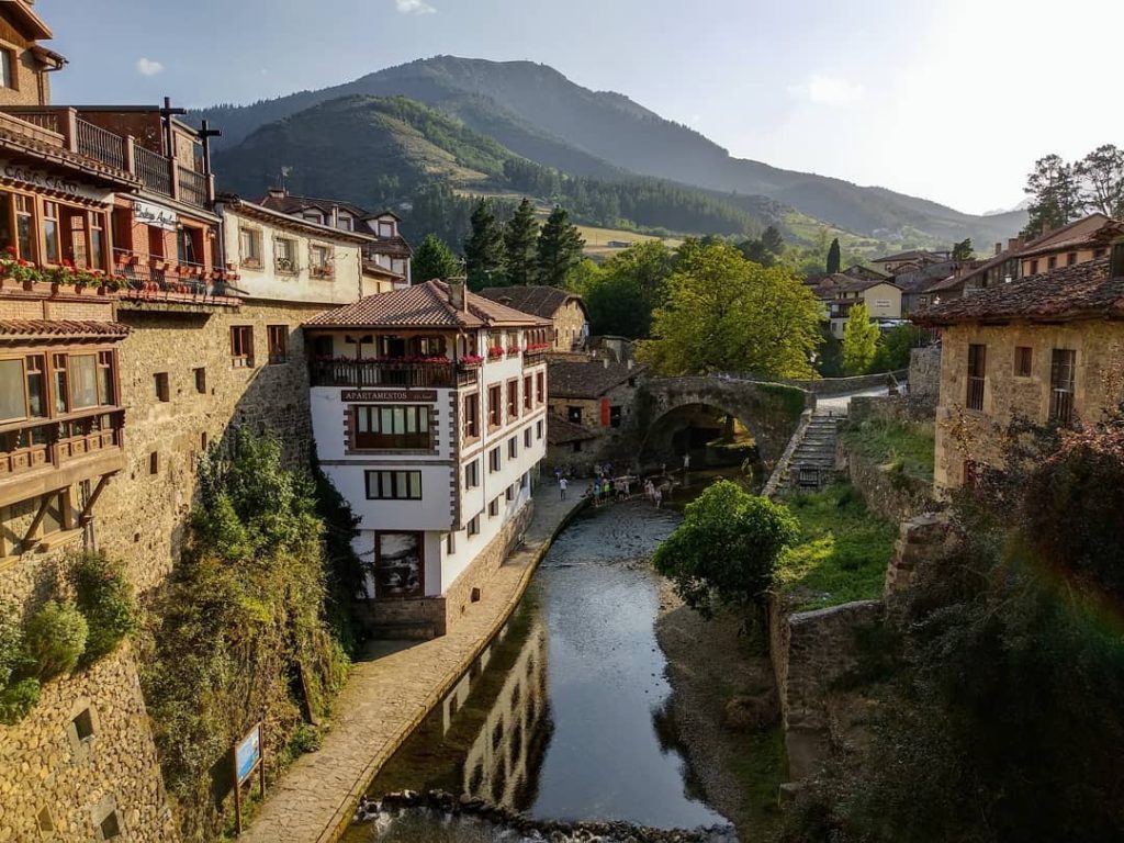 Los 12 mejores lugares qué ver cerca de Llanes | VortexMag