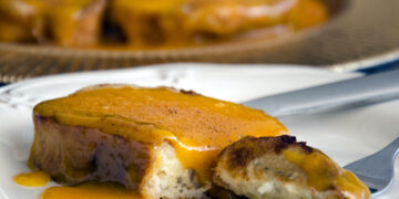 Rabanadas com doce de ovo