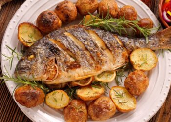 Peixe assado no forno