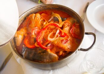 Caldeirada de peixe à Pescador