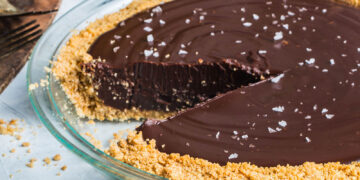 Tarte de chocolate e leite condensado