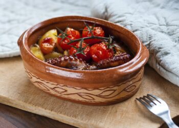 Polvo assado no forno