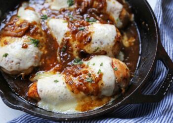 Bifes de frango de cebolada