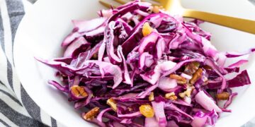 Salada de couve roxa