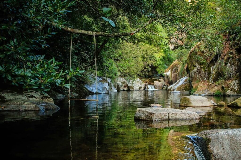 Baloiço do Bestança (Cinfães)