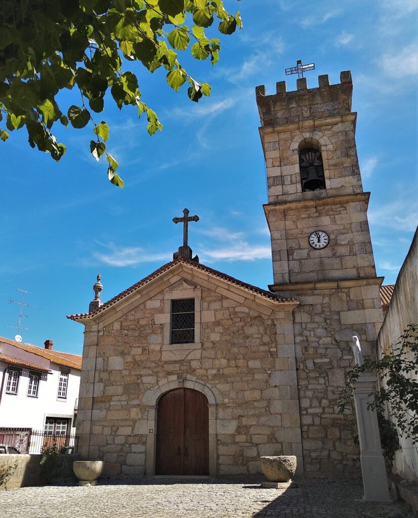 Igreja Matriz de Almeida