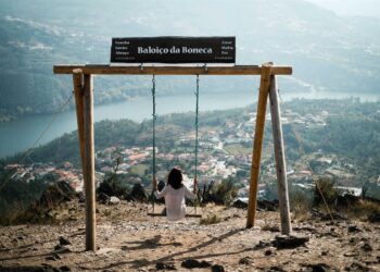 Baloiço da Boneca rio douro