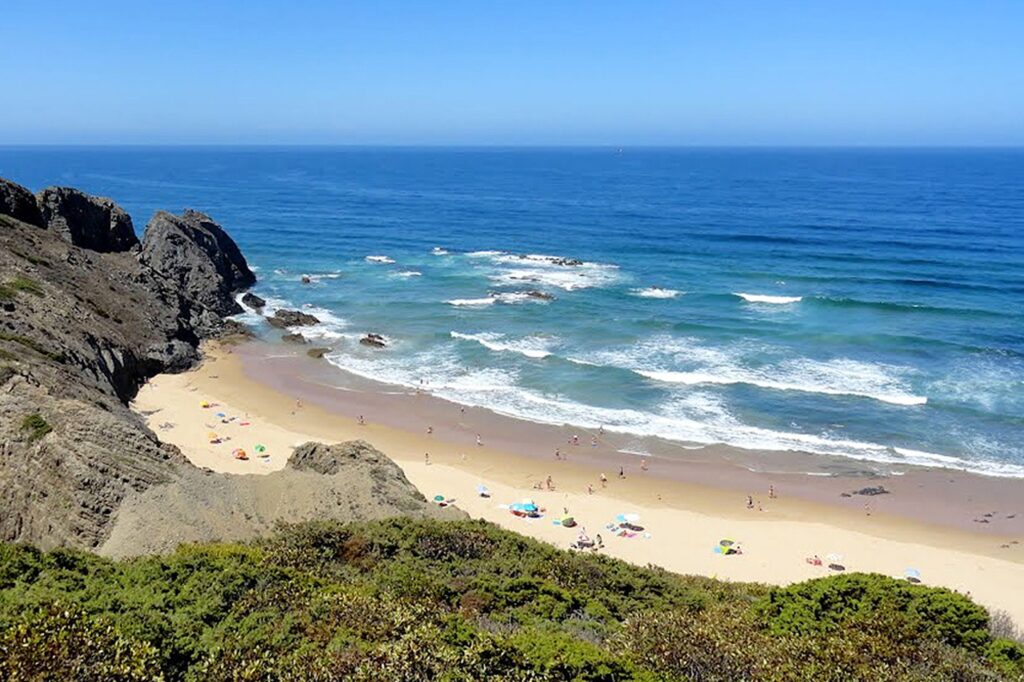 Praia do Vale dos Homens