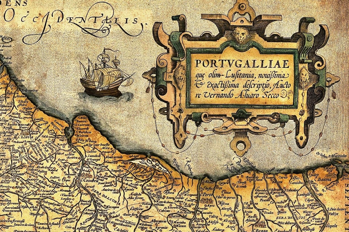 Preços baixos em Mapa Político de Portugal Mapas antigos da Europa