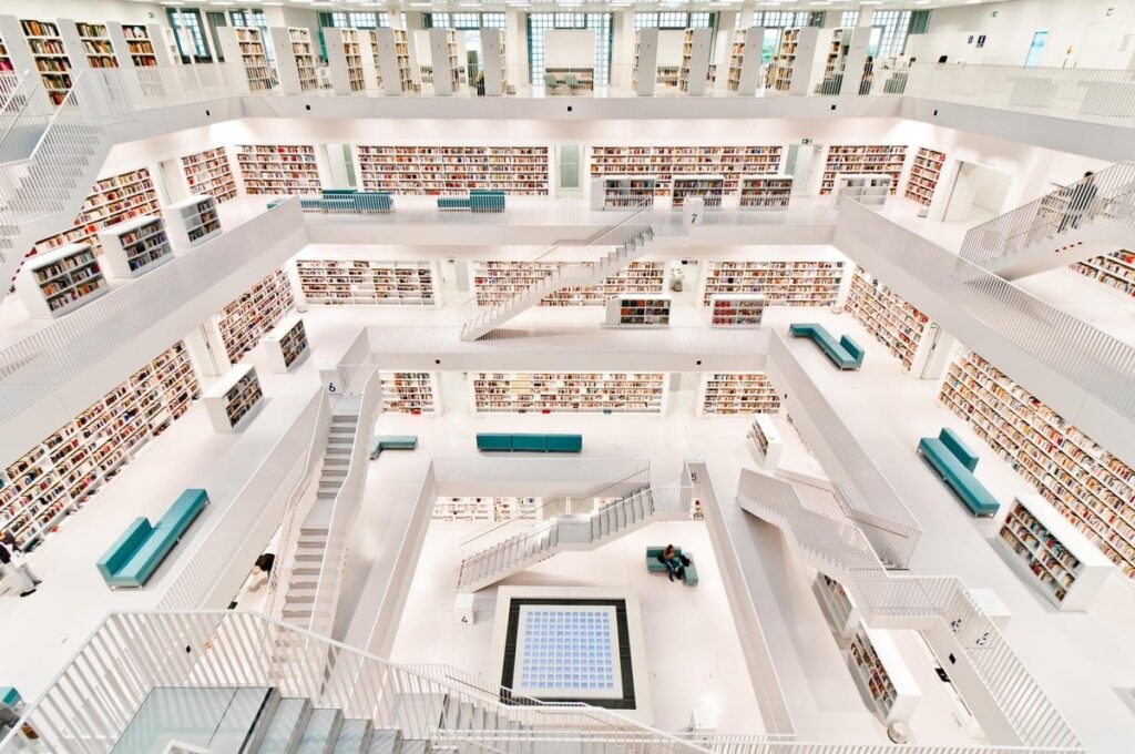 Biblioteca Pública de Stuttgart (Alemanha)