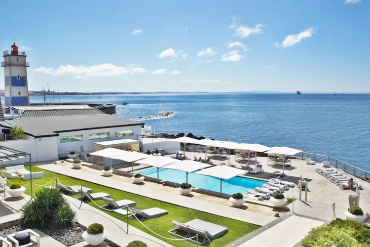 Melhores piscinas oceânicas de Lisboa e arredores