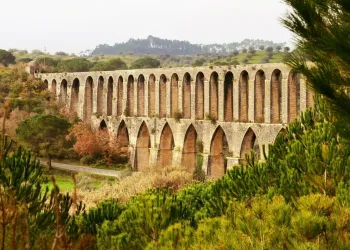 Aqueduto dos Pegões
