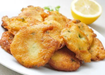 Pataniscas de bacalhau à moda antiga