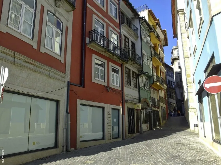 A rua mais pequena do Porto