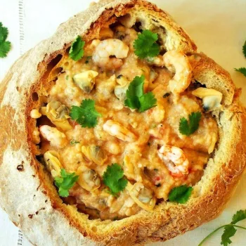 Pão recheado com camarão