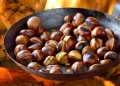 Castanhas assadas na frigideira