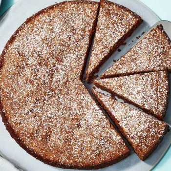 Bolo de chocolate e amêndoa