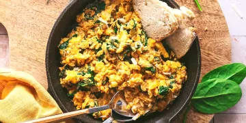 Ovos mexidos com alheira