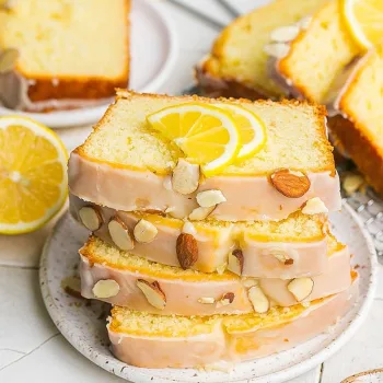 Bolo de amêndoa e limão