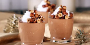 Mousse de chocolate com avelãs