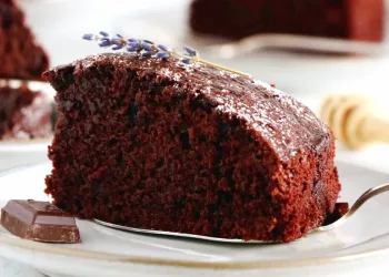 Bolo de iogurte e chocolate