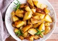 Batatas assadas no forno com orégãos