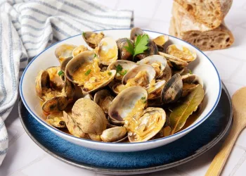 Amêijoas à Espanhola