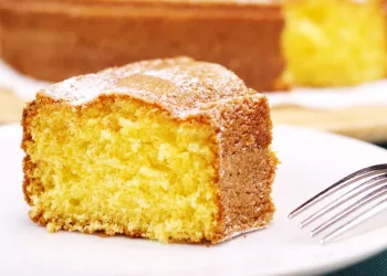 Bolo de iogurte e laranja