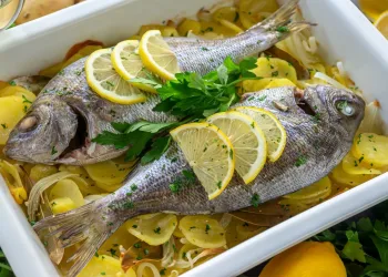Dourada no forno com batatas