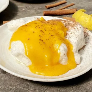 Farófias no forno com creme de ovos e amêndoa