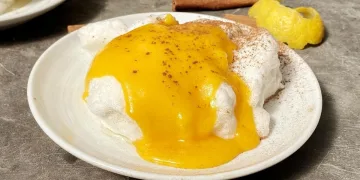 Farófias no forno com creme de ovos e amêndoa