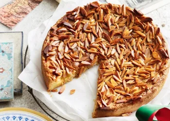 Tarte de amêndoa à moda antiga