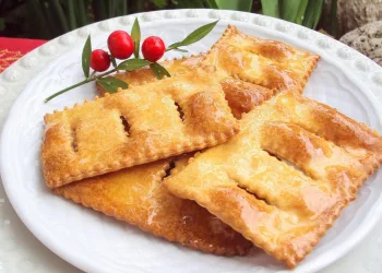 Coscorões com calda de mel