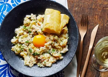 Açorda de bacalhau à Alentejana
