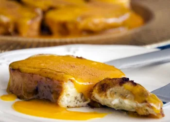 Rabanadas com doce de ovos