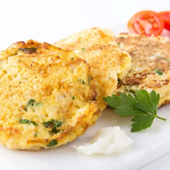 Pataniscas de bacalhau no forno